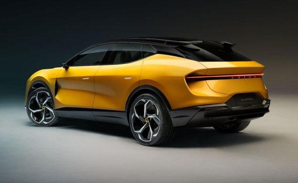 Lotus показа по-рано тази година своя предстоящ електрически SUV с мощност от 900 к.с., като производството ще се извършва в Ухан, Китай, откъдето готовите коли ще се доставят за потребителите в САЩ и в другите страни по света през 2024 г.
Базовата версия обещава впечатляващите 600 к.с. със задвижване на четирите колела.
Lotus твърди, че батерията на Eletre ще предлага пробег от над 500 км при едно зареждане.

